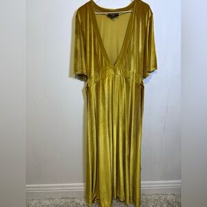 L&B velvety Gold Dress